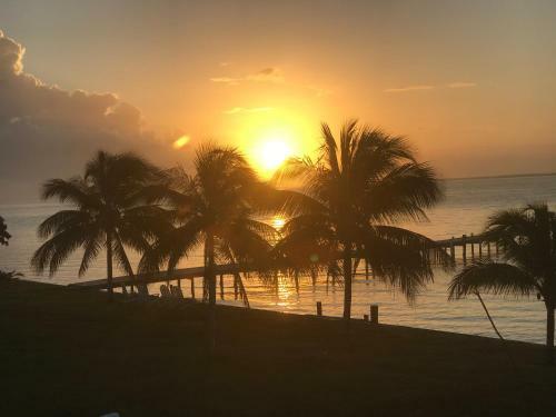 Hotel Tilt-ta-dock Resort Belize