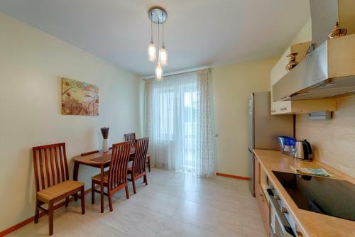 Arenda Apartments - Surganova,5a