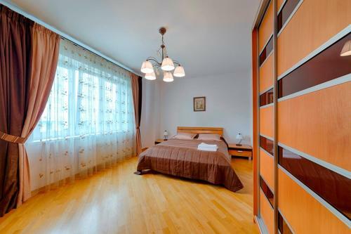 Arenda Apartments - Surganova,5a