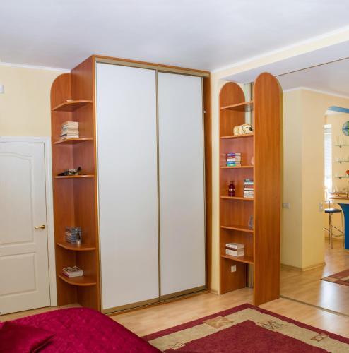 Apartment On Kommunisticheskaya 32