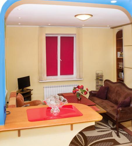 Apartment On Kommunisticheskaya 32