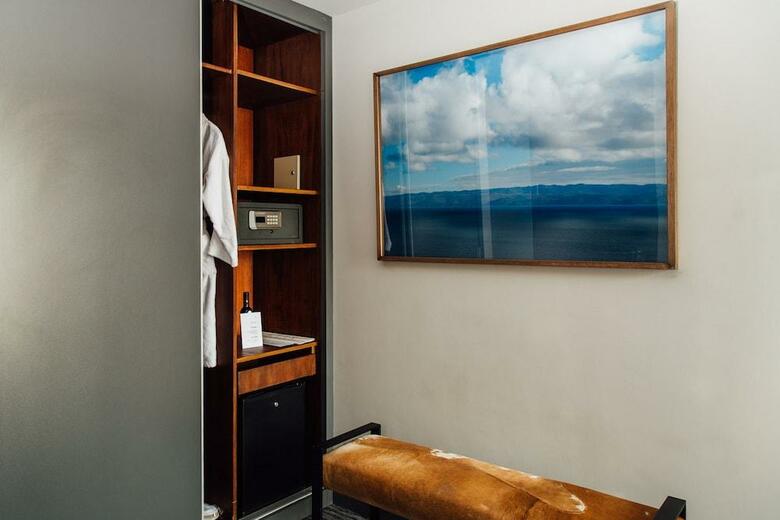 Atix Hotel