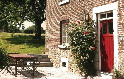 Seven-bedroom Holiday Home In Remersdaal