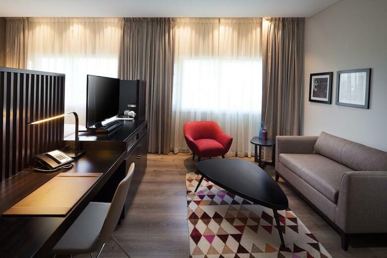 Radisson Hotel Santa Cruz
