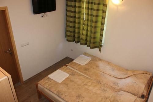 Hostal Rooms Zebax
