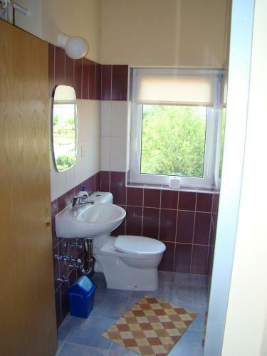 Hostal Pansion Luburi? Apartmens & Rooms