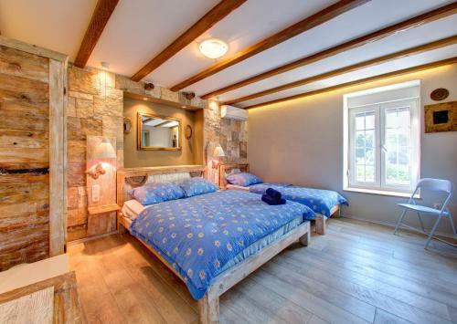 Hostal Villa Mike
