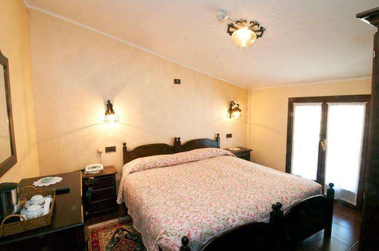 Hotel Lago Bin
