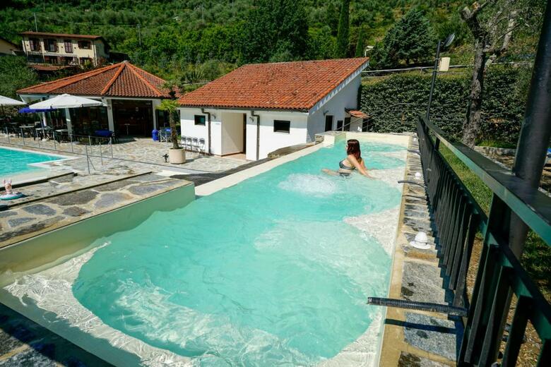 Hotel Lago Bin