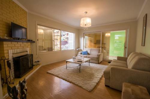 Casa Rua Padre Carmene