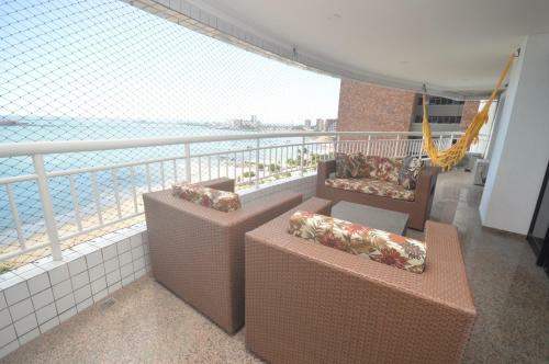 3-bedroom Beach Front Apartment At Beira Mar