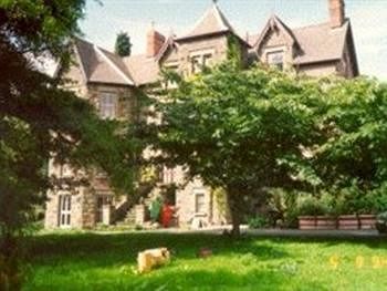 Hotel Brynhonddu Country House Bb