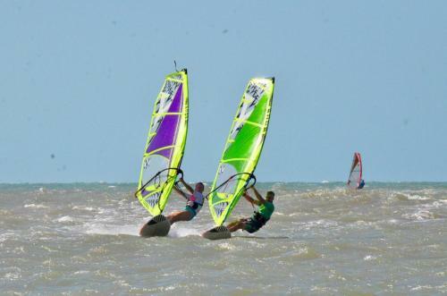 Posada The Spot - Beachfront Sports Pousada