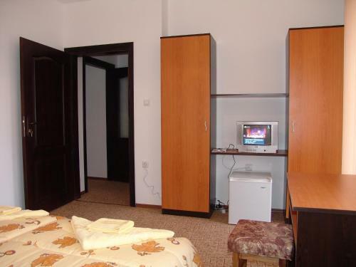 Hostal Tarnovski Dom Guest Rooms