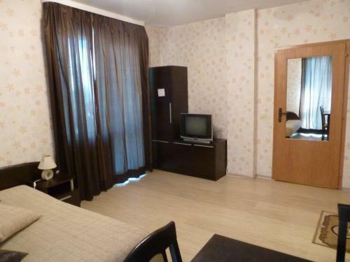Hostal Tarnovski Dom Guest Rooms