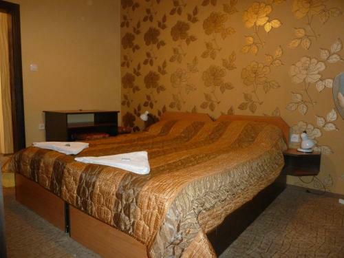 Hostal Tarnovski Dom Guest Rooms