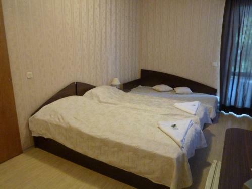 Hostal Tarnovski Dom Guest Rooms