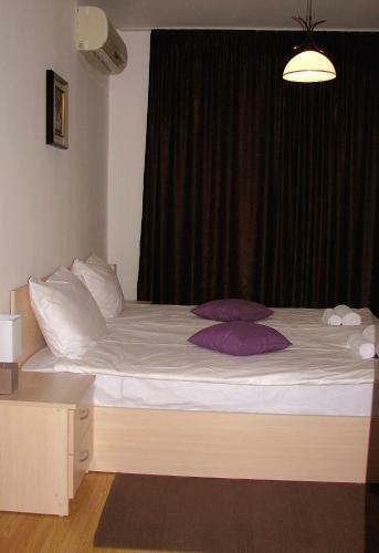Two-bedroom Apartment Donika