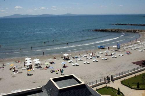 Andrianna Apartments