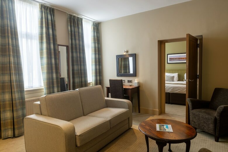 Rosslea Hall Hotel