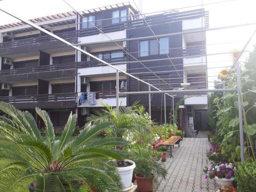 Apartments In Sunny Hill 3 Complex
