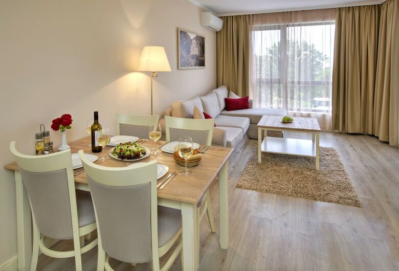 White Rock Castle Suite Hotel & Spa