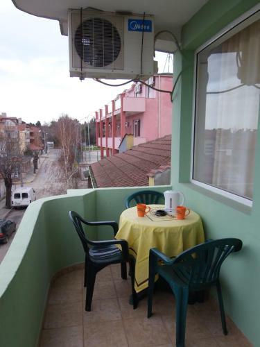 Hostal Zlatna Kotva - Andi