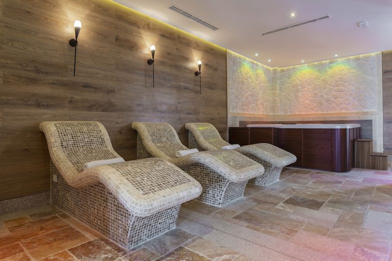 Gardenia Beach Palace Aparthotel