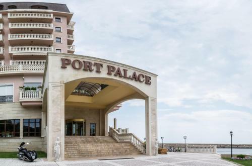 Port Palace Apartments