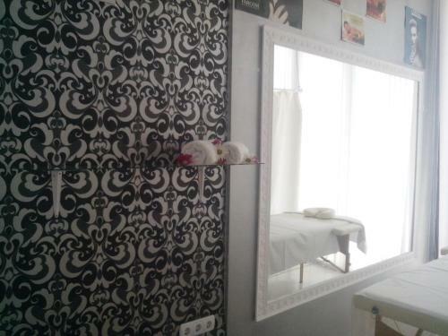Hotel La Piazza Primorsko Rooms & Apartments
