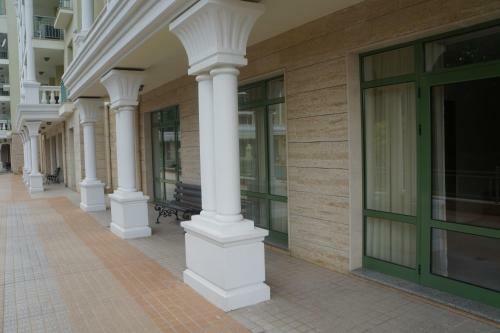 Gold Corp Apartments