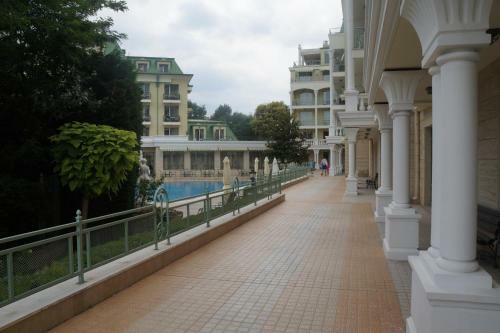 Gold Corp Apartments