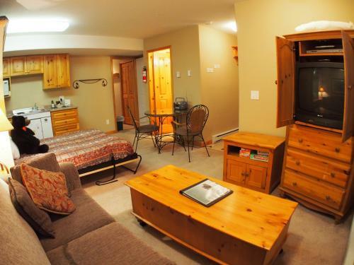 Snow Creek Village - Sc09suite