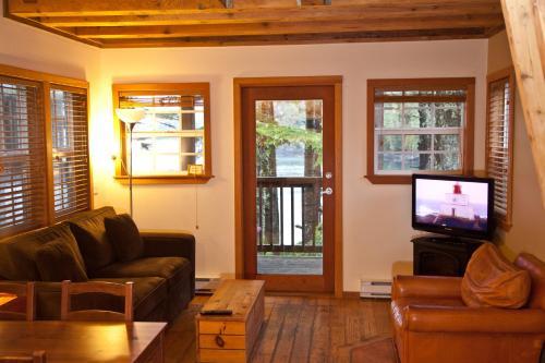The Cabins At Terrace Beach