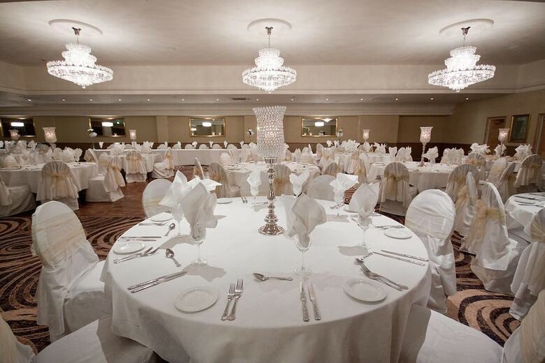 Best Western Plus White Horse Hotel