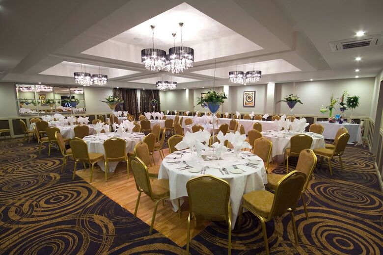 Best Western Plus White Horse Hotel