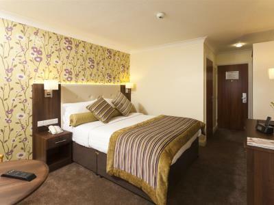 Best Western Plus White Horse Hotel