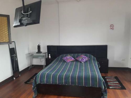 Hostal Cotroneo