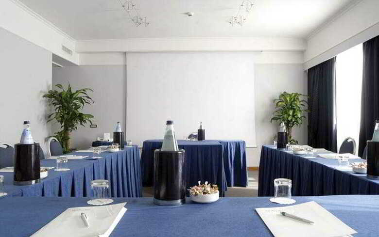 Hotel Holiday Inn Rome - Eur Parco Dei Medici
