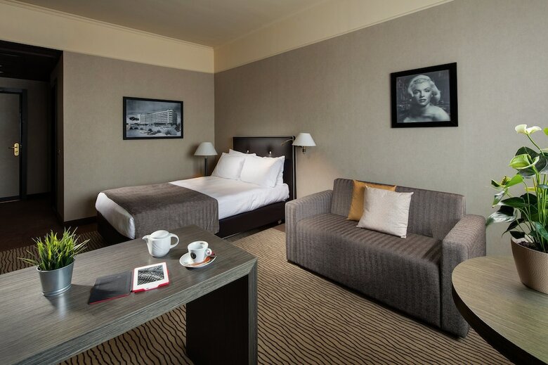 Hotel Holiday Inn Rome - Eur Parco Dei Medici