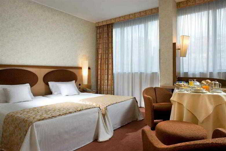 Hotel Mercure Eur Roma West
