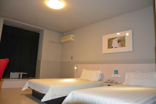Hotel Jinjiang Inn Tiayuan Wuyi Square