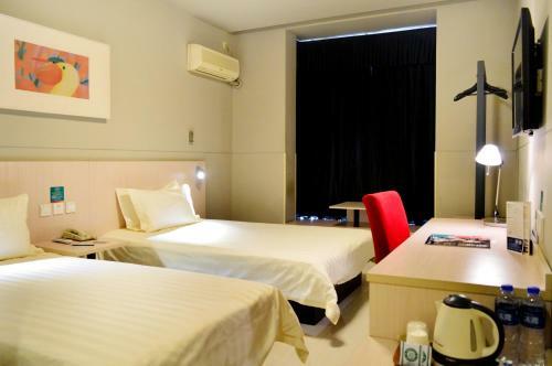 Hotel Jinjiang Inn Tiayuan Wuyi Square