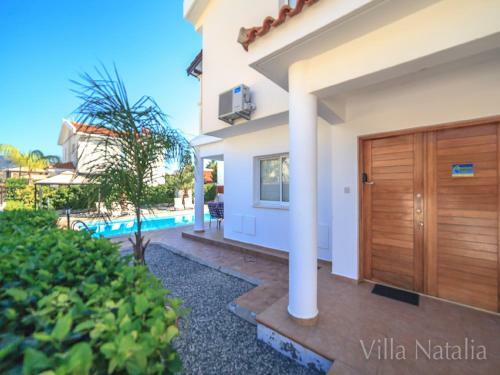 Villa Natalia Coral Bay