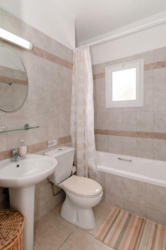 Artemis Maria Apartment