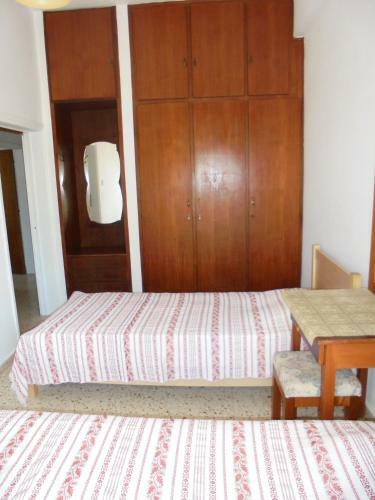 Niki Court Holiday Apartments