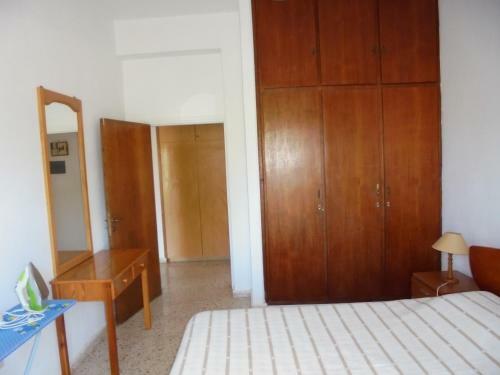 Niki Court Holiday Apartments