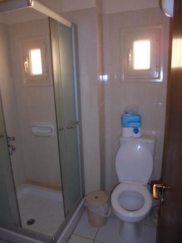 Niki Court Holiday Apartments