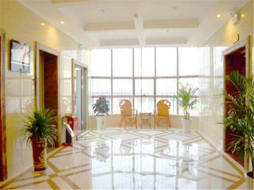 Starway Hotel Yulin Guangji Plaza
