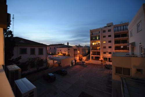 In City Deluxe Apartments